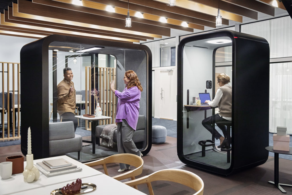 Cabine-acoustique-FRAMERY-ONE-FRAMERY-7-1024x683.jpg